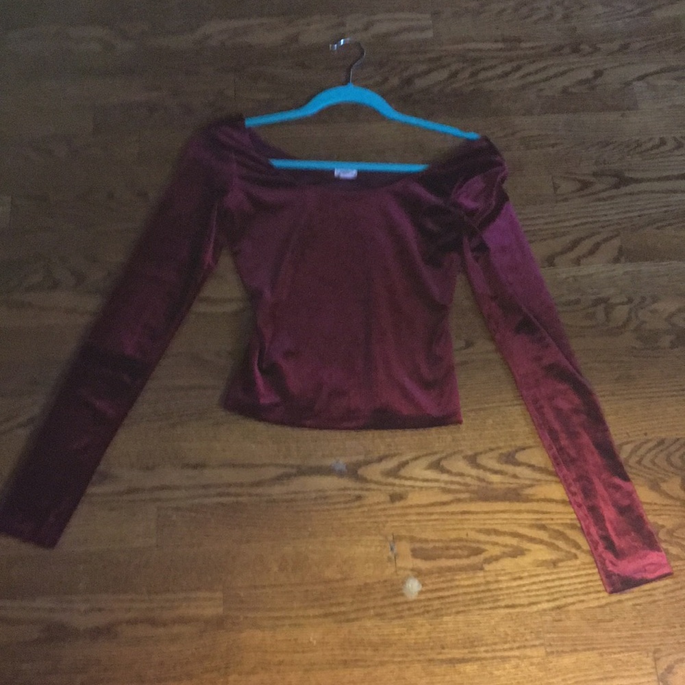Crimson velvet long sleeve crop top